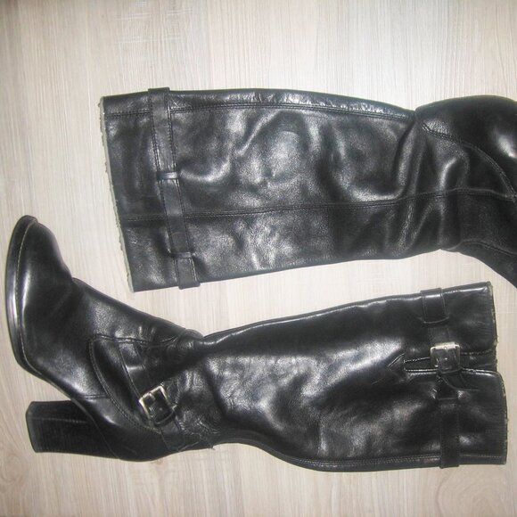 Michael Kors Black Leather Knee High Riding Boots Gold Buckle Belted Size 8 M - Picture 1 of 3